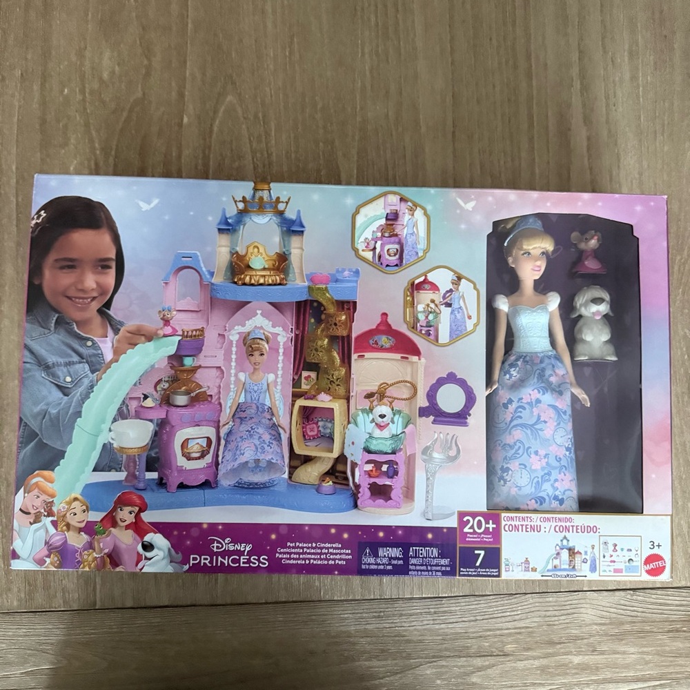 Disney Princess Pet Palace + Cinderella Doll Castle Playset NEW! Hot Holiday Toy